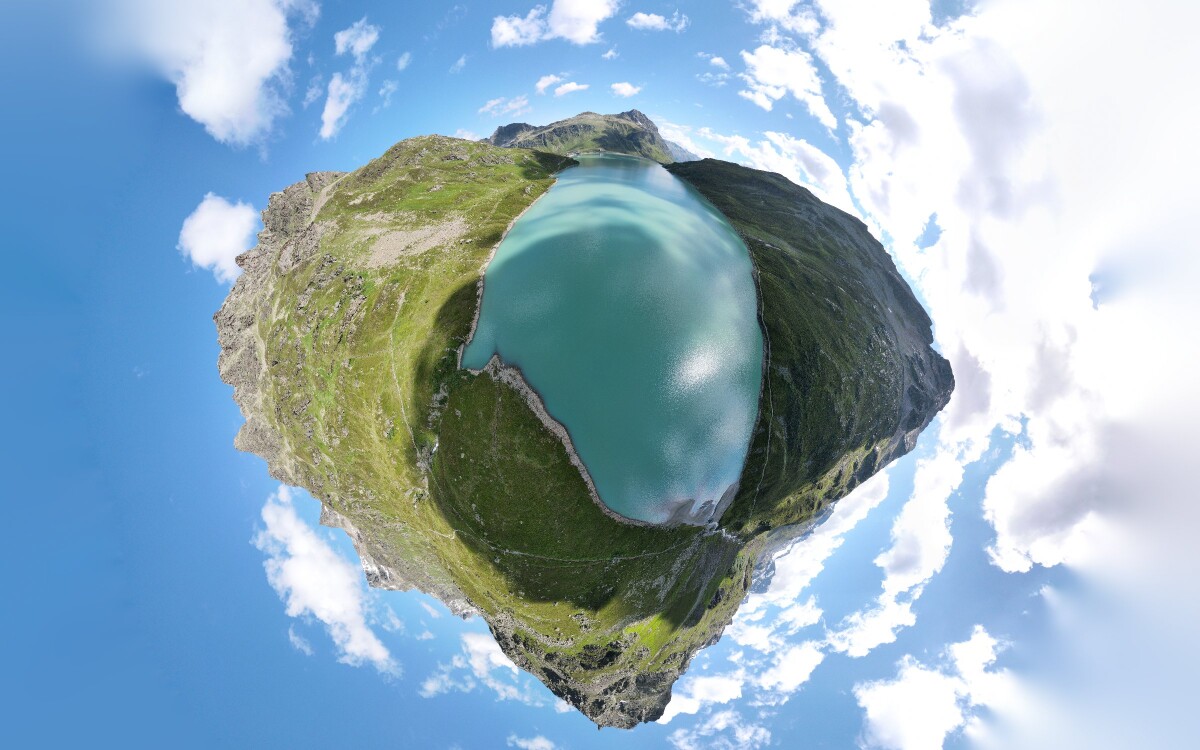 Bekijk details van de interactieve drone panorama Silvretta Stausee - Wasserfall Klostertal