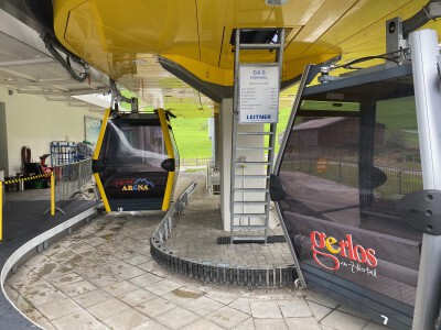 Isskogelbahn (Zillertal Arena): Talstation Isskogelbahn (Zillertal Arena): Talstation