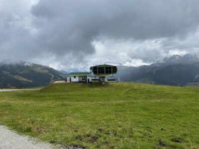 Krummbach X-Press (Zillertal Arena): Bergstation Krummbach X-Press (Zillertal Arena): Bergstation
