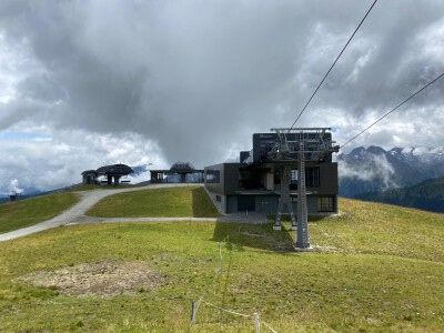 Stuanmandlbahn (Zillertal Arena): Talstation Stuanmandlbahn (Zillertal Arena): Talstation