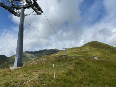 Stuanmandlbahn (Zillertal Arena): Talstation Stuanmandlbahn (Zillertal Arena): Talstation