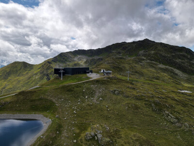 Stuanmandlbahn (Zillertal Arena): Bergstation Stuanmandlbahn (Zillertal Arena): Bergstation