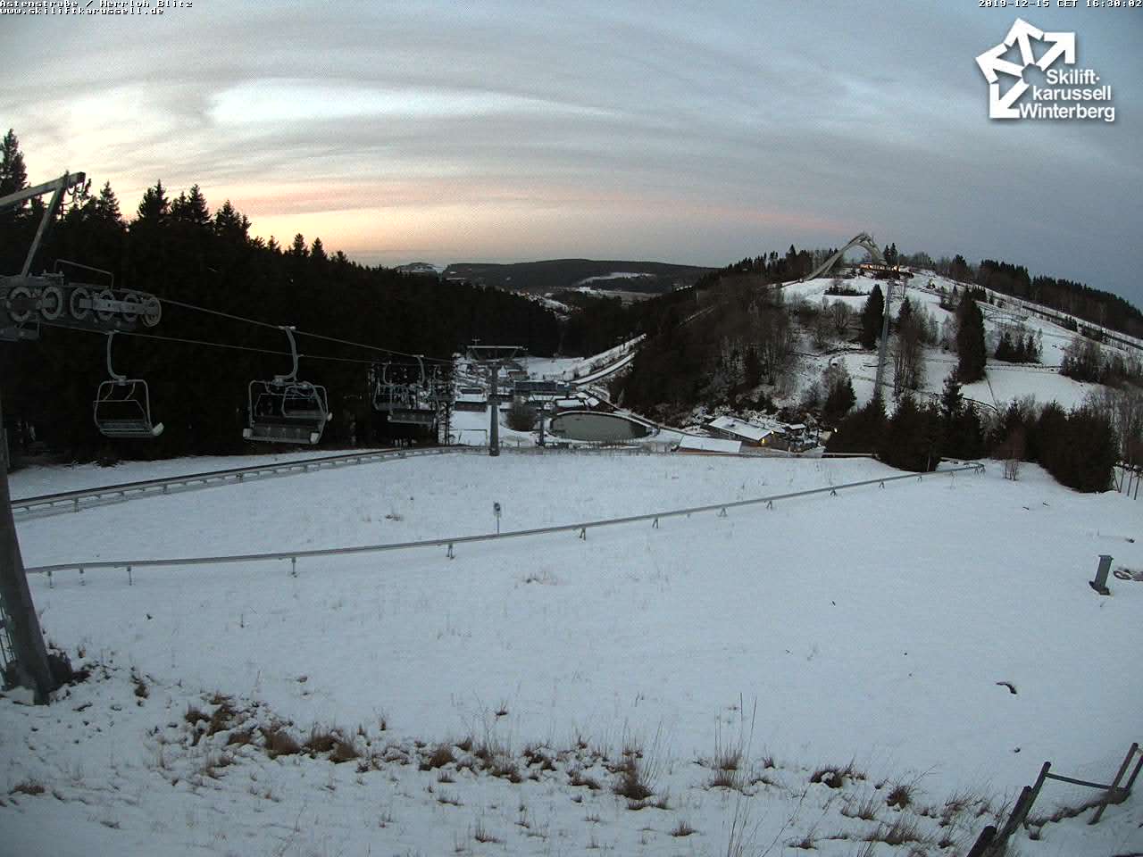 Webcam Skilift Astenstrasse Winterberg AlpenCams