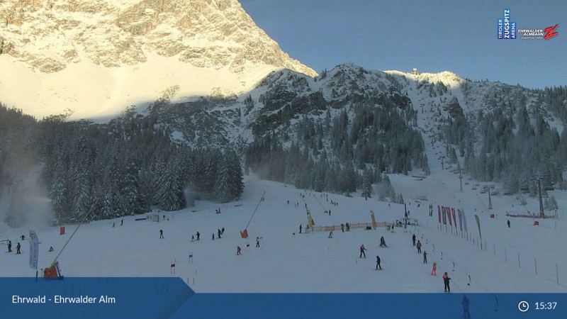 Ehrwalder Alm, Ehrwalder Alm / Ehrwald - 28-12-2019 15:57 Ehrwalder Alm, Ehrwalder Alm / Ehrwald - 28-12-2019 15:57