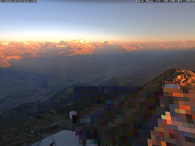 Niesen Webcam 2, Niesen - 27-05-2020 20:40 Niesen Webcam 2, Niesen - 27-05-2020 20:40