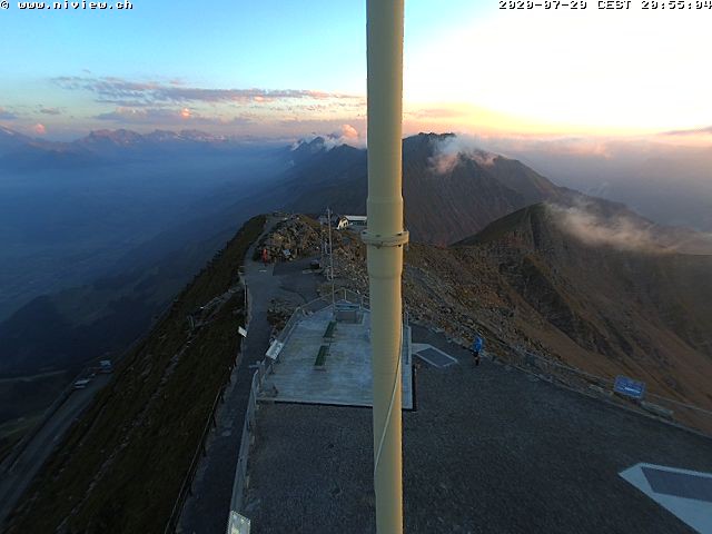 Niesen Webcam 3, Niesen - 29-07-2020 20:55 Niesen Webcam 3, Niesen - 29-07-2020 20:55